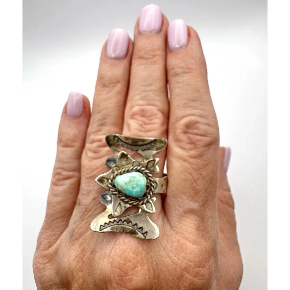 Vintage Navajo Turquoise Sterling Silver Ring Size 11 Unsigned c1960s Old Pawn